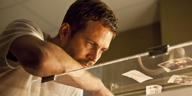 Hours (2013)