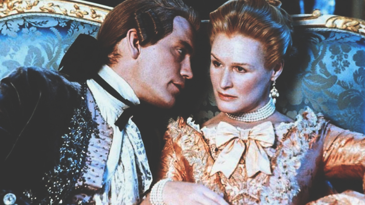 Dangerous Liaisons (1988)