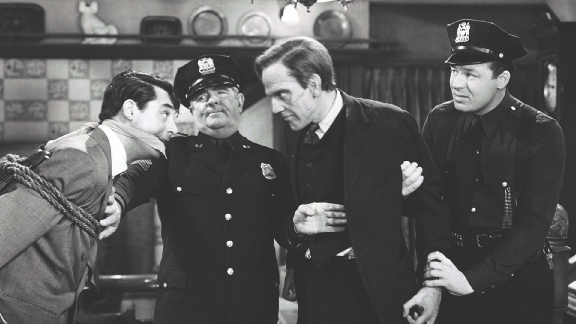 Arsenic and Old Lace (1944)