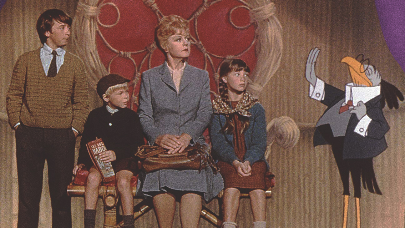 Bedknobs and Broomsticks (1971)